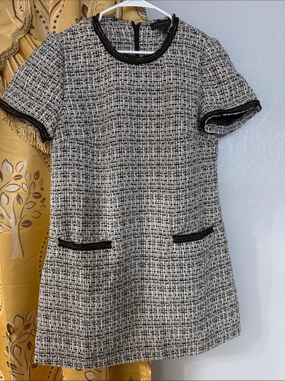 Tahari Black & White Tweed Short-Sleeve Shift Dress - Picture 1 of 3